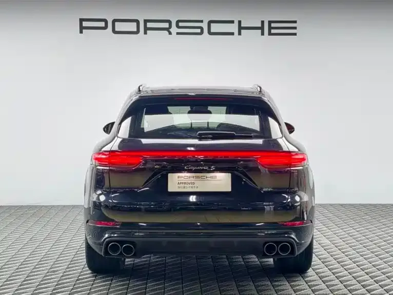 Porsche Cayenne — фото 7