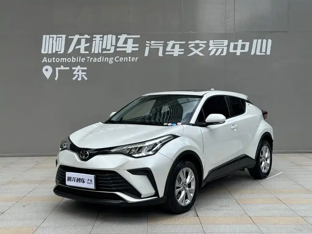 Toyota IZOA — фото 1