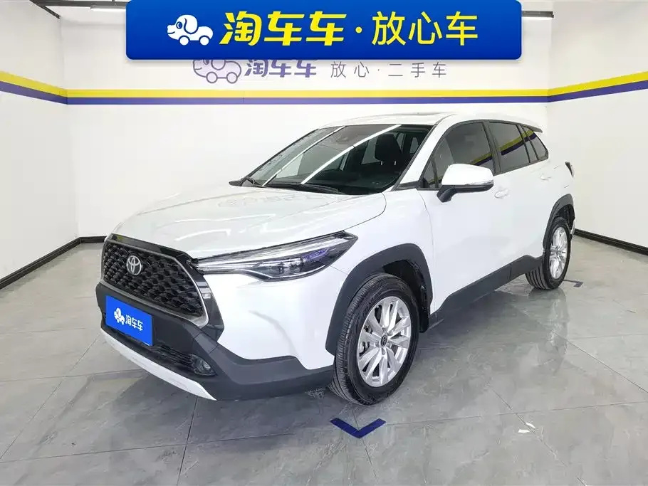 Toyota Corolla Cross — фото 1