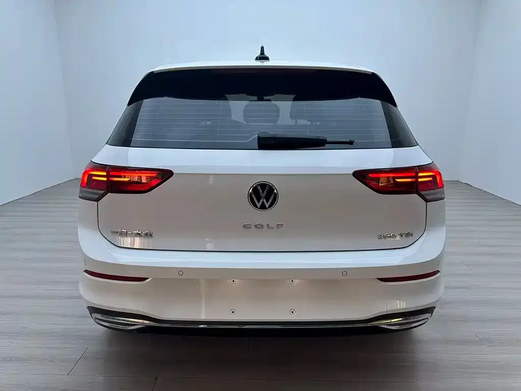 Volkswagen Golf — фото 3
