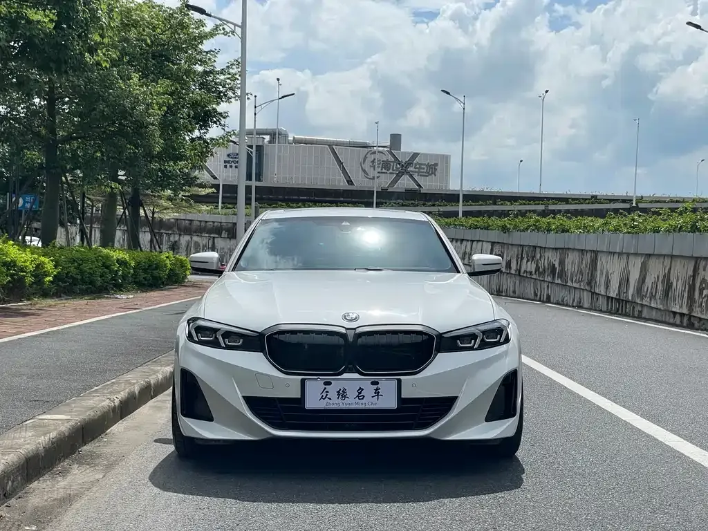 BMW i3 — фото 5