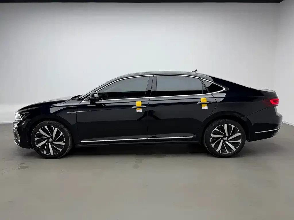 Volkswagen Passat — фото 3