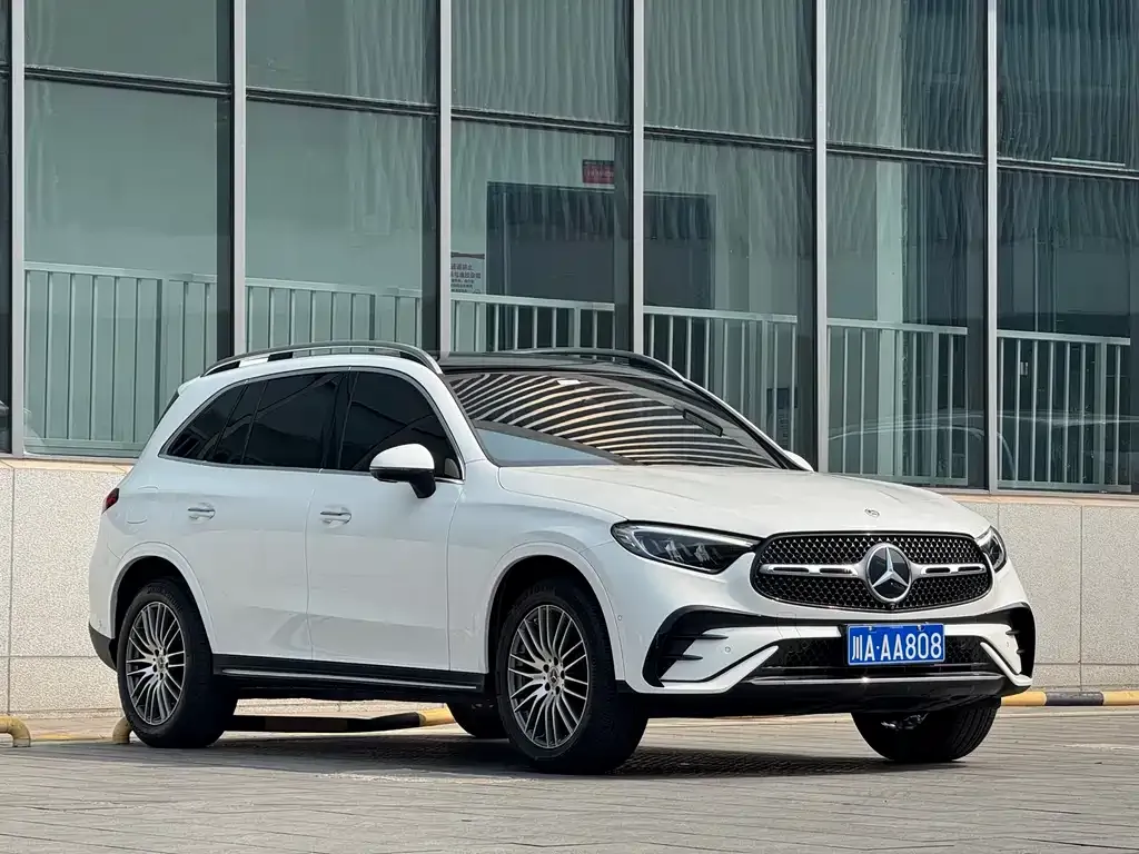 Mercedes-Benz GLC — фото 1