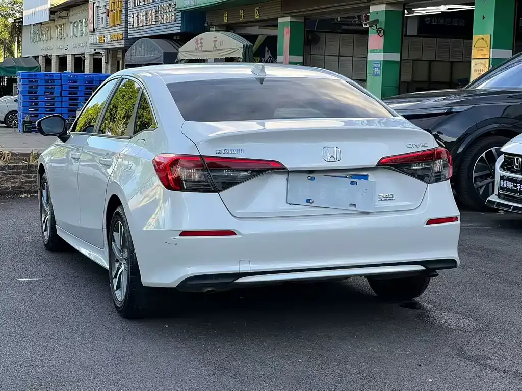Honda Civic — фото 4