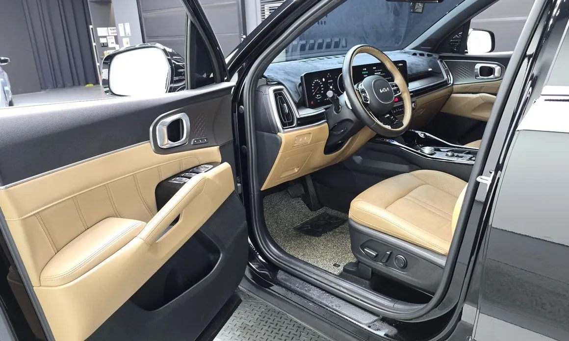 Kia Sorento — фото 10