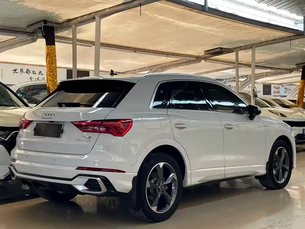 Audi Q3 — фото 2