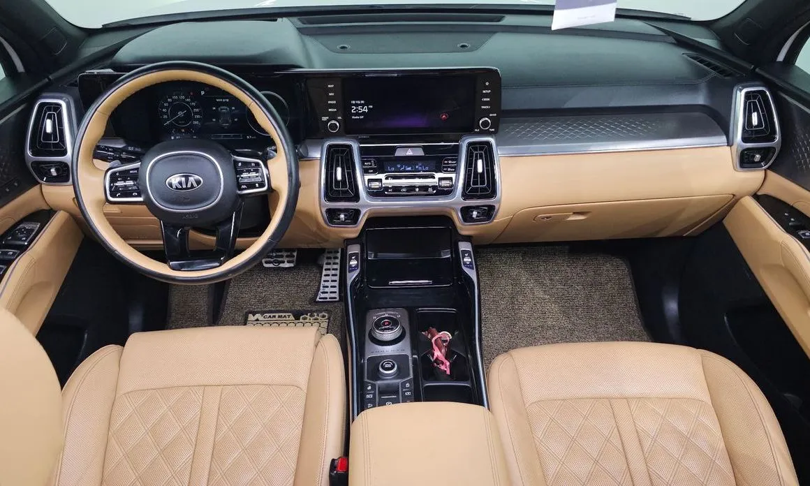 Kia Sorento — фото 7
