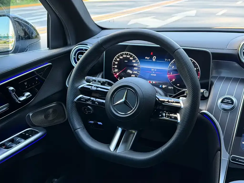 Mercedes-Benz GLC — фото 2