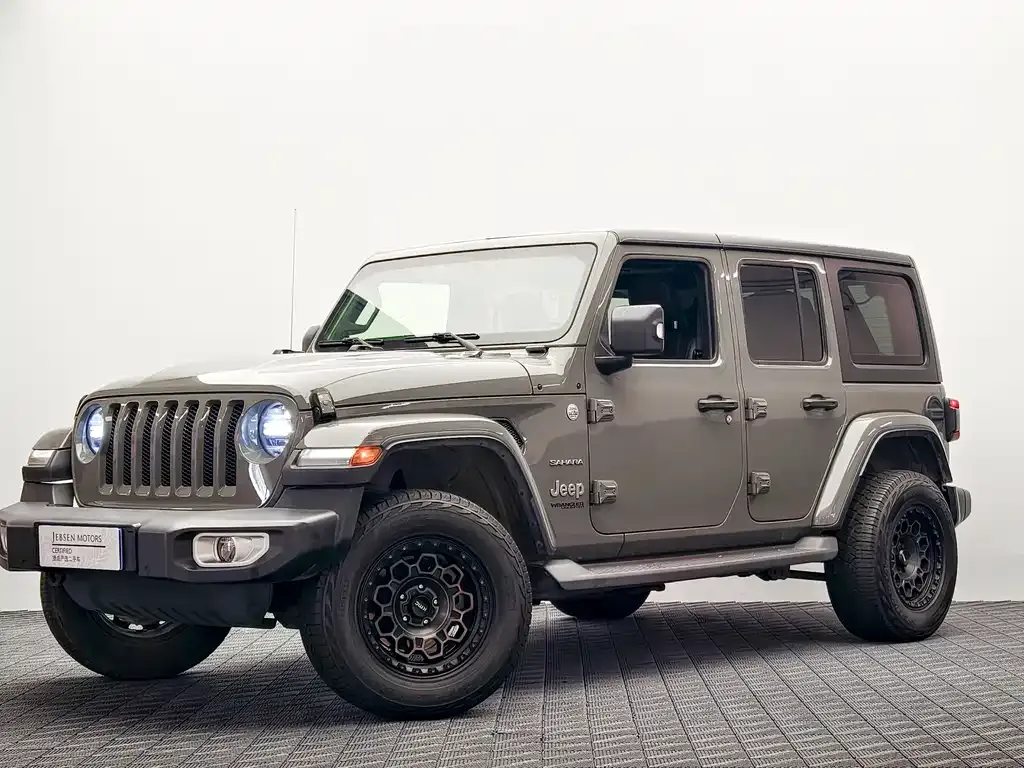 Jeep Wrangler — фото 1