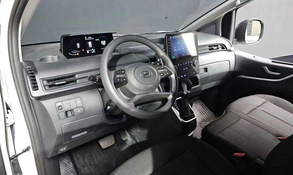 Hyundai Staria — фото 8