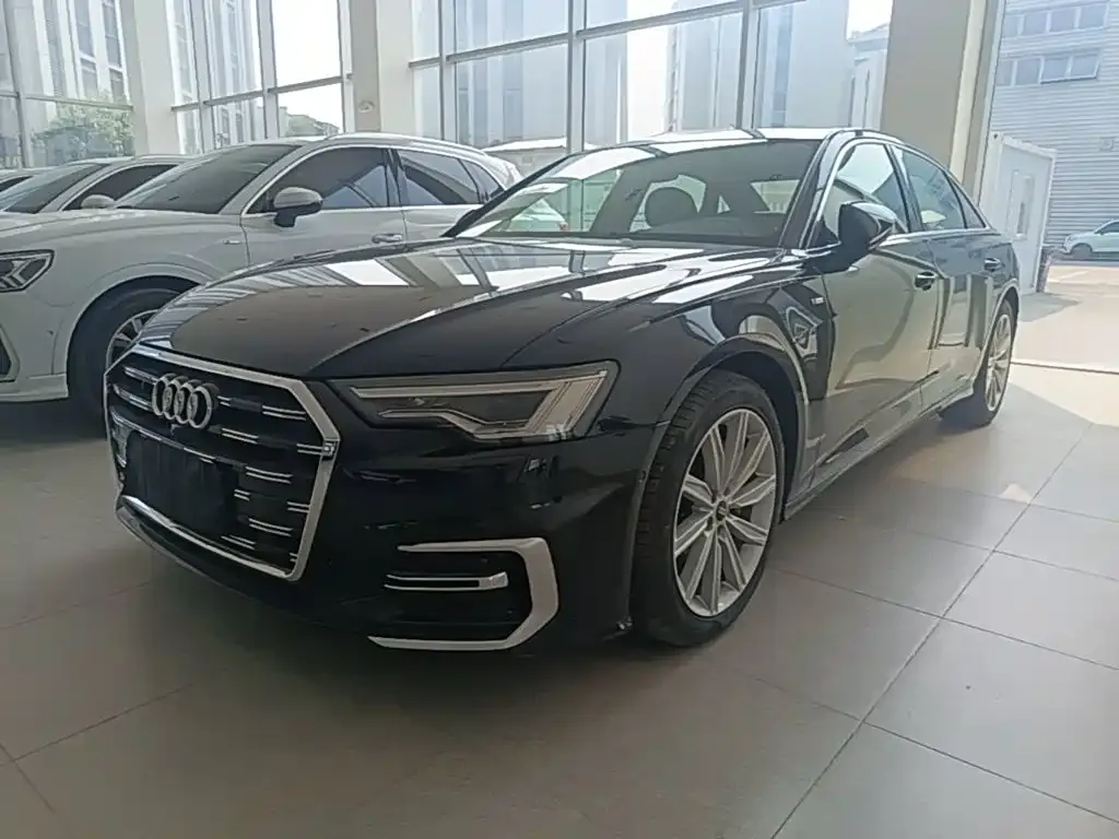 Audi A6L — фото 6