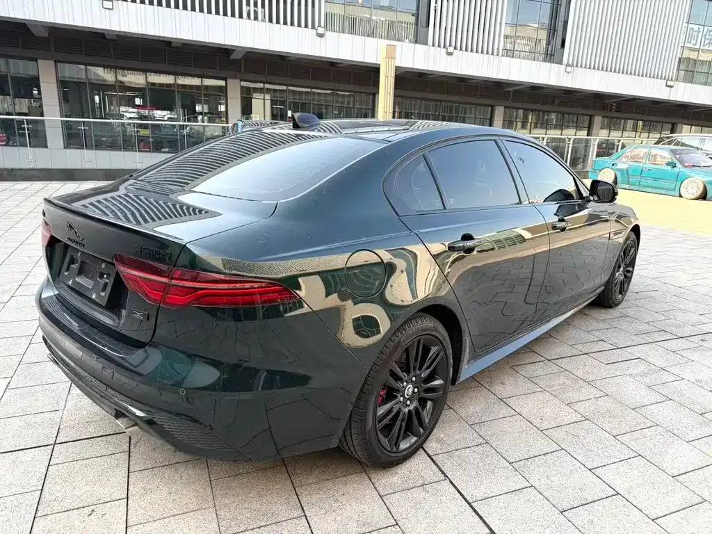 Jaguar XEL — фото 10