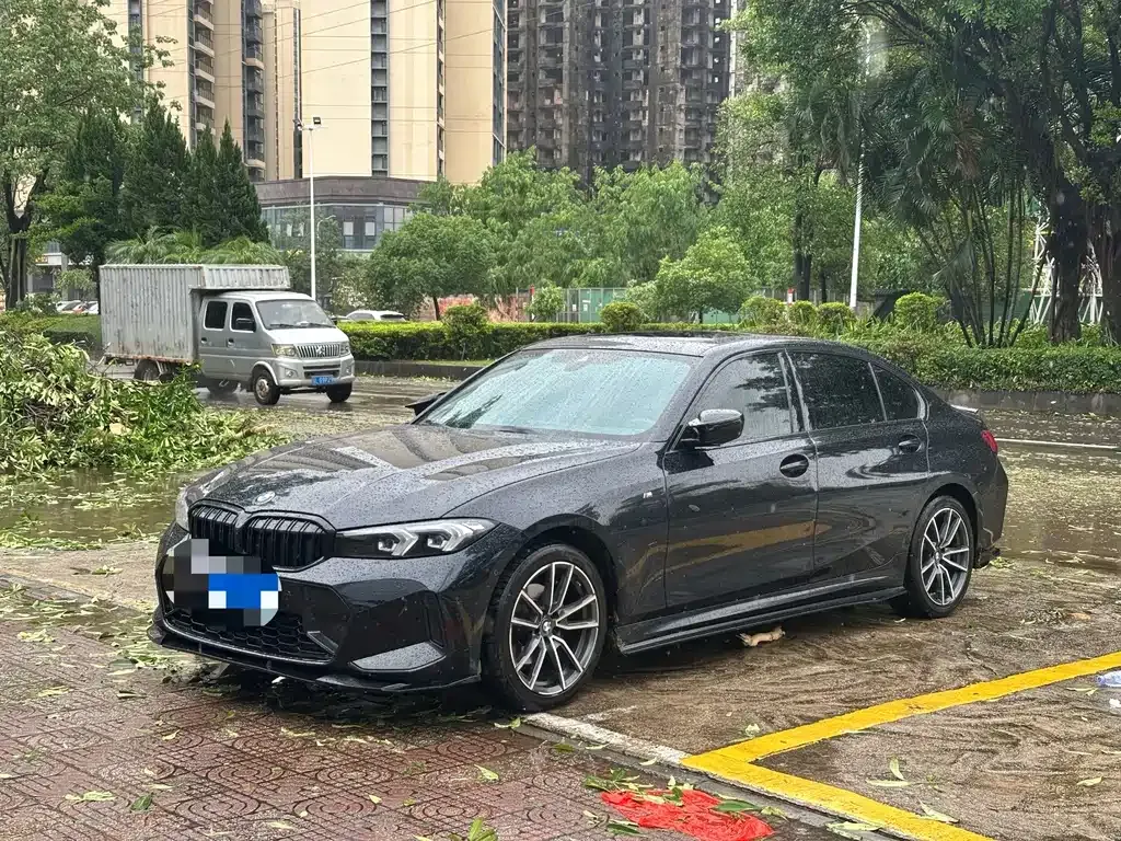 BMW 3 Series — фото 1