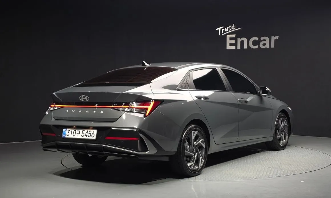 Hyundai AVANTE — фото 9