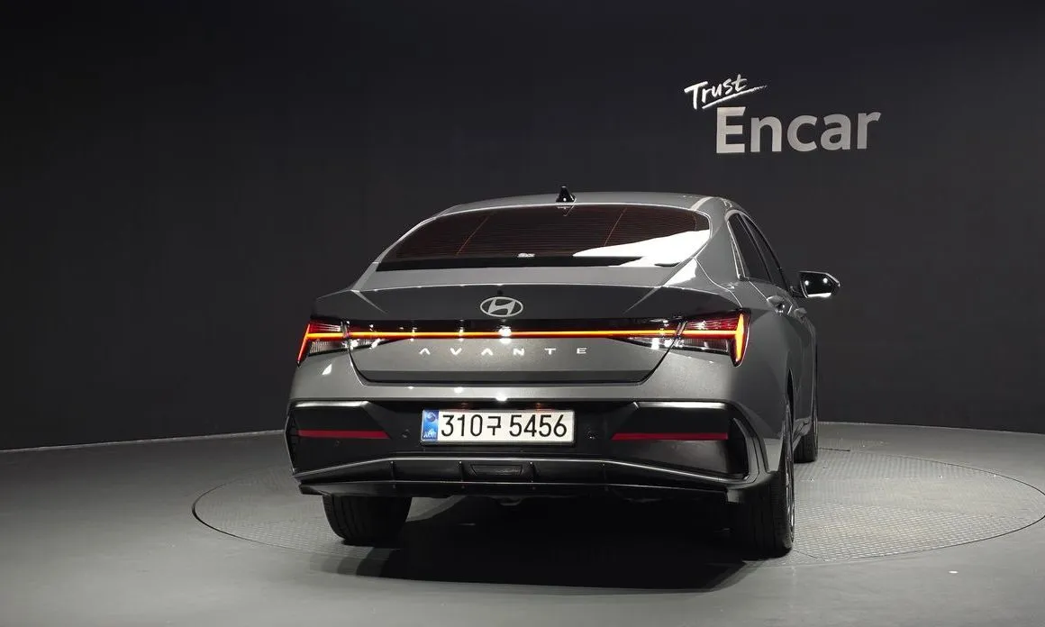 Hyundai AVANTE — фото 8