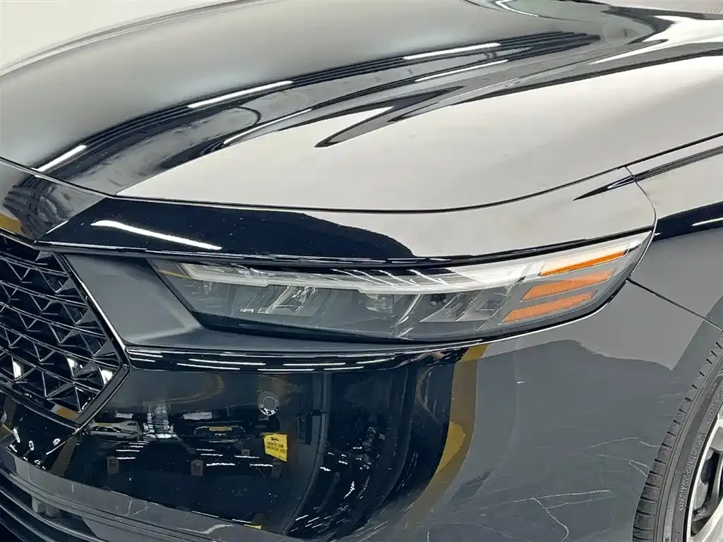 Honda Accord — фото 4