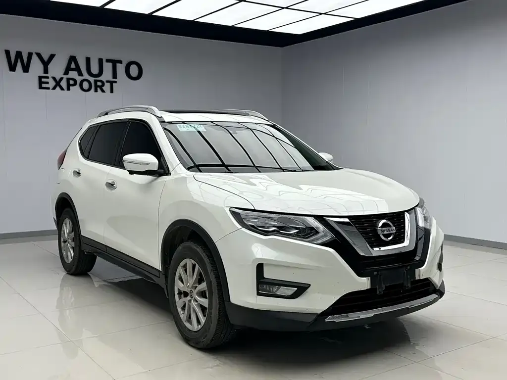 Nissan X-Trail — фото 7