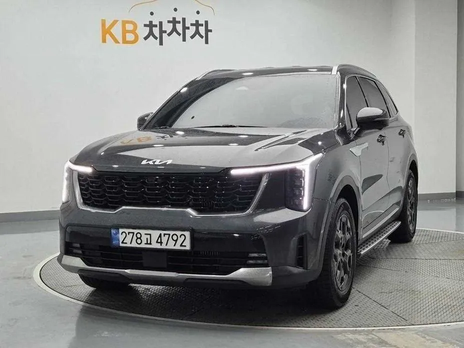 Kia Sorento — фото 1