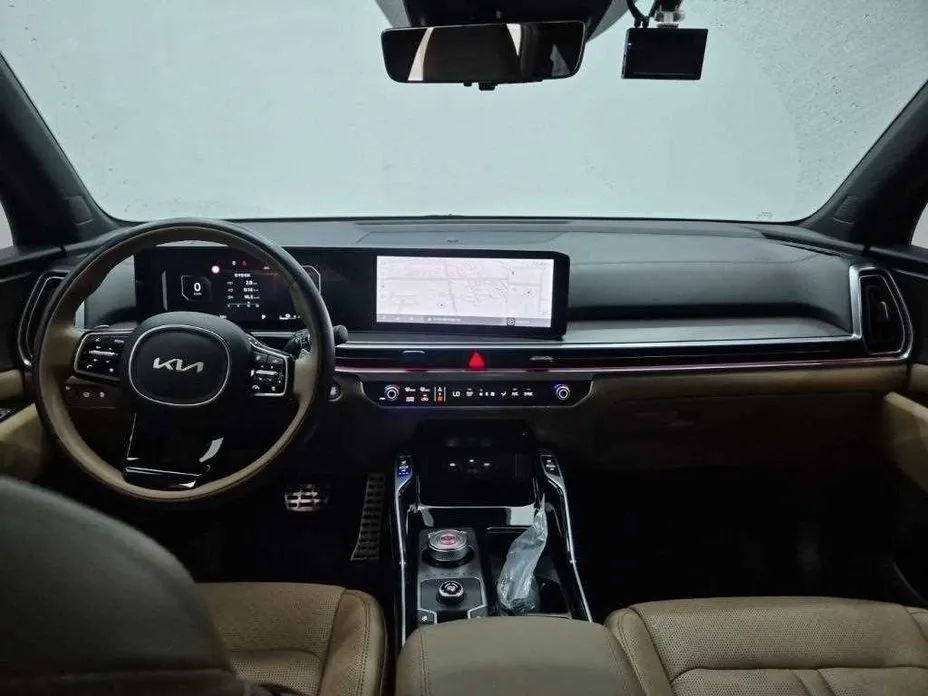 Kia Sorento — фото 2