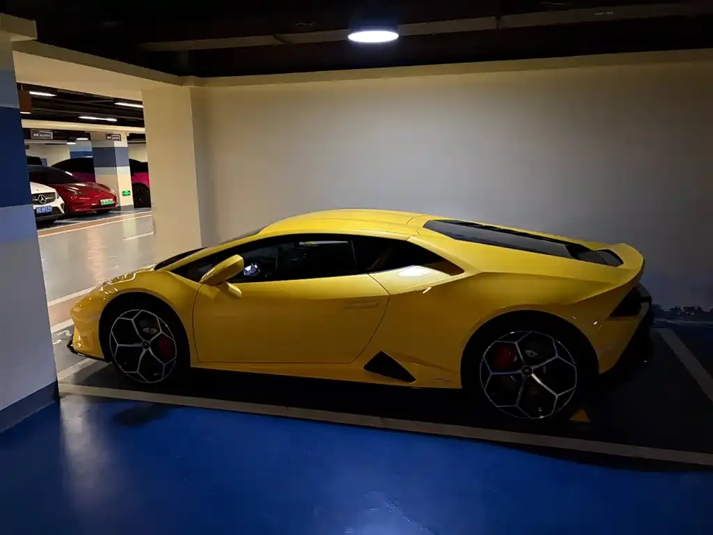 Lamborghini Huracan — фото 2