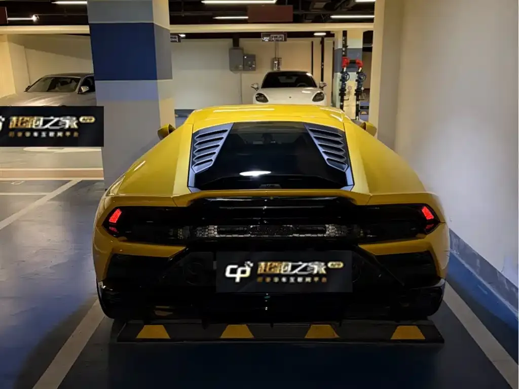 Lamborghini Huracan — фото 6