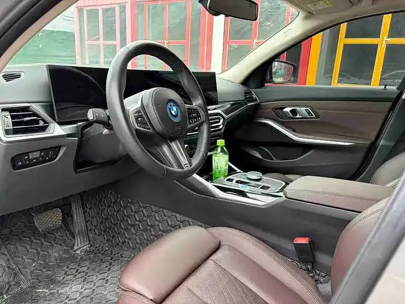 BMW i3 — фото 4
