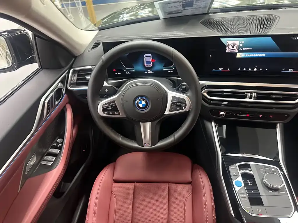 BMW i4 — фото 7