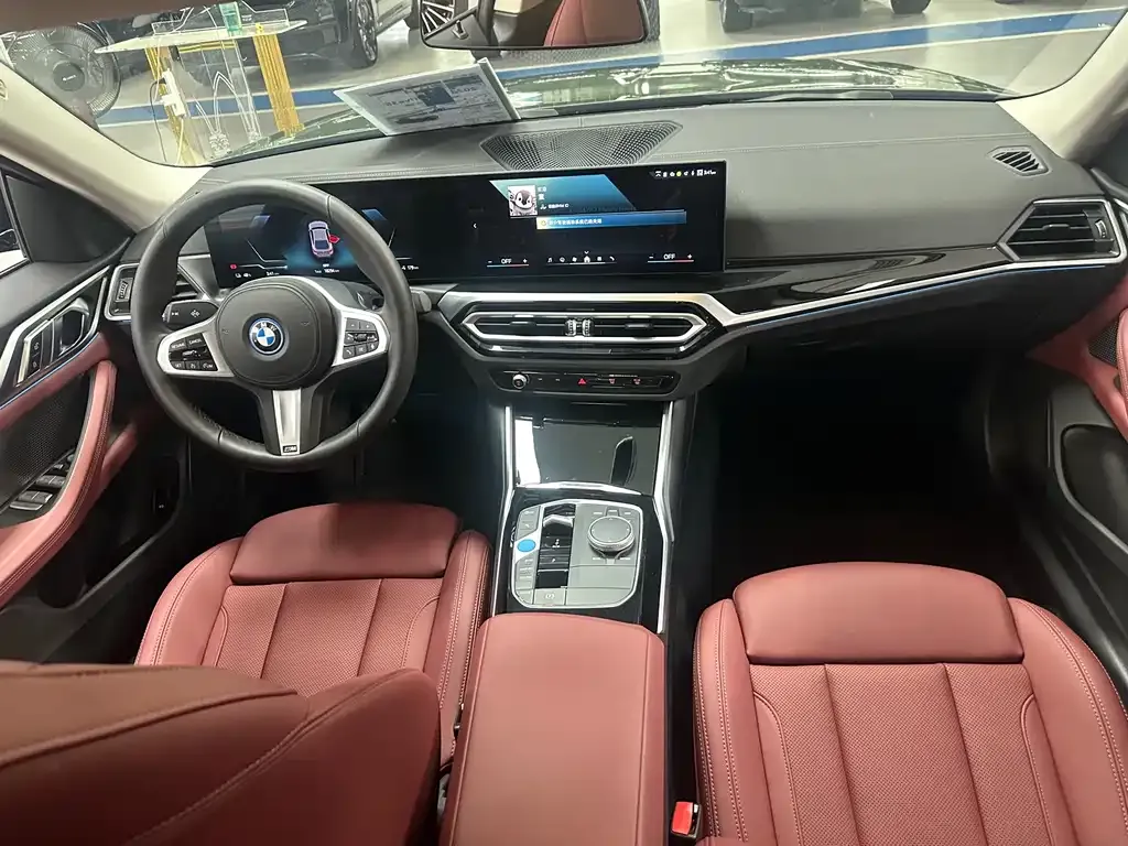 BMW i4 — фото 4