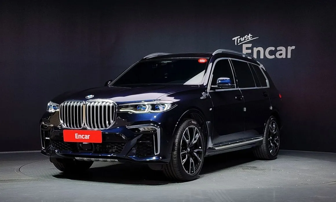 BMW X7 — фото 1