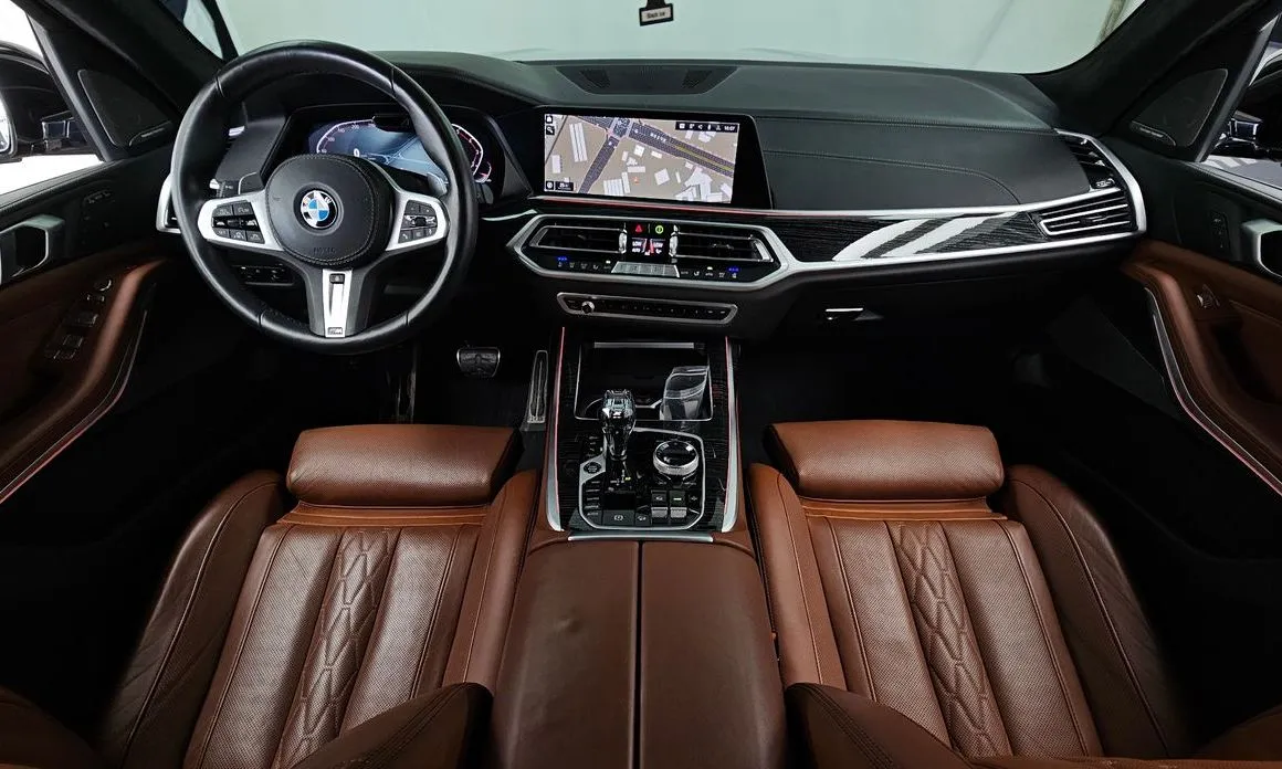 BMW X7 — фото 2