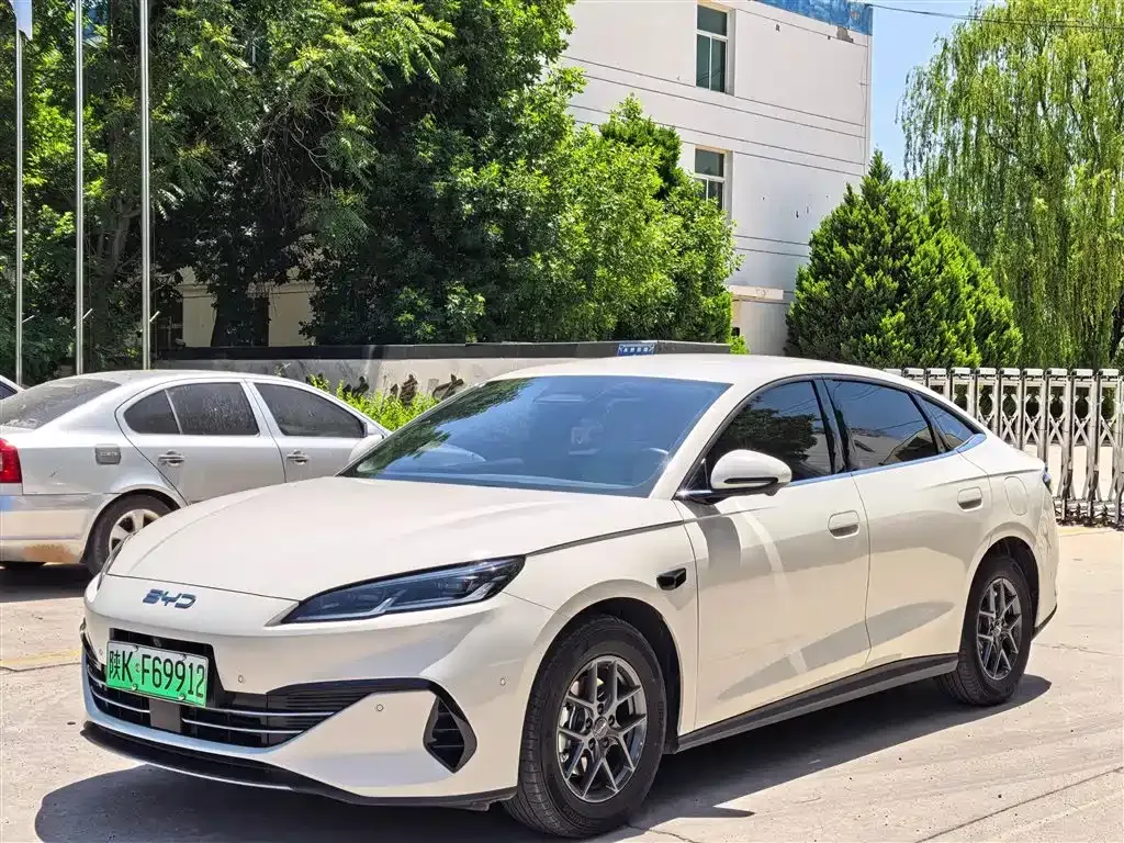 BYD Seal 06 — фото 1