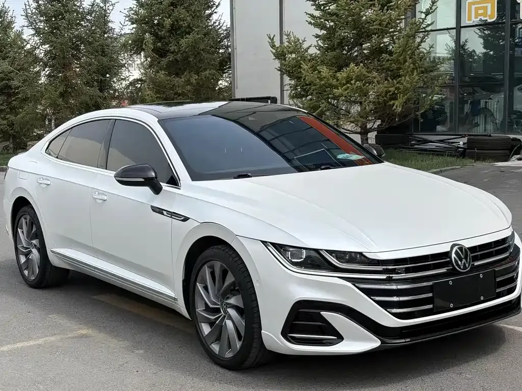 Volkswagen CC — фото 1