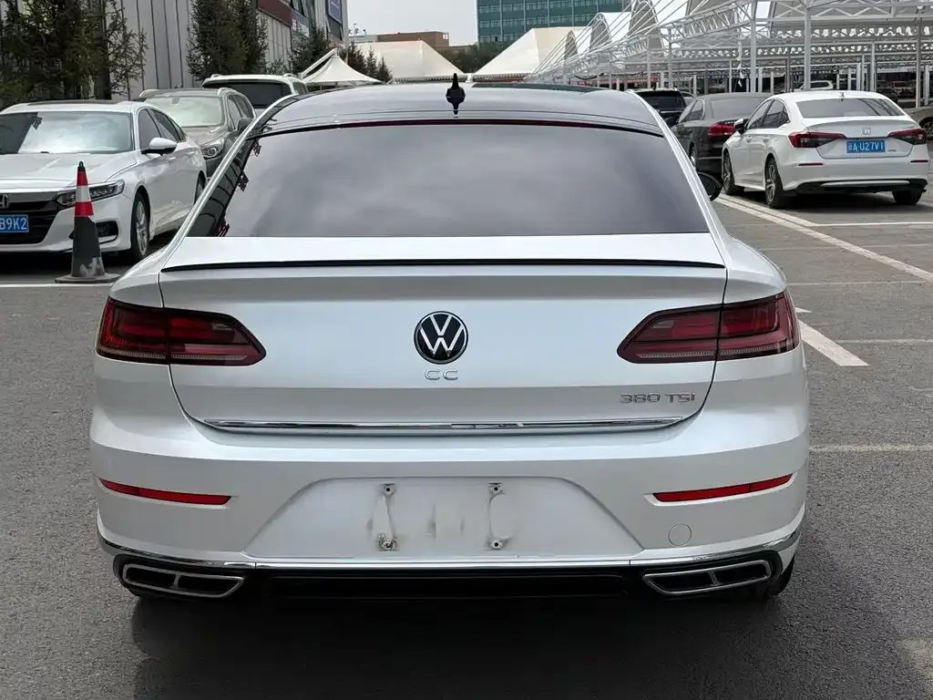 Volkswagen CC — фото 3