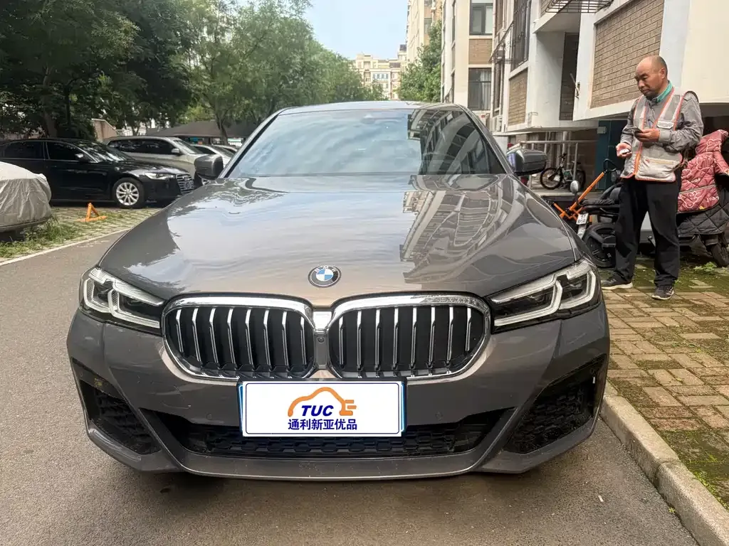 BMW 5 Series (Import) — фото 3
