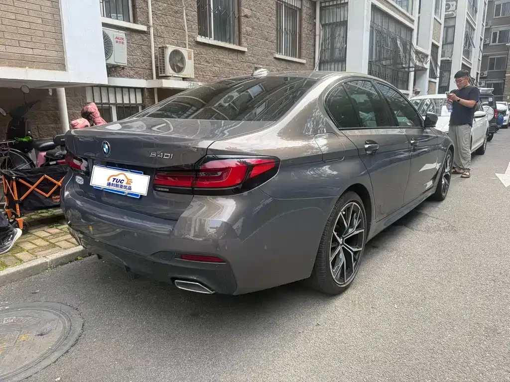 BMW 5 Series (Import) — фото 9