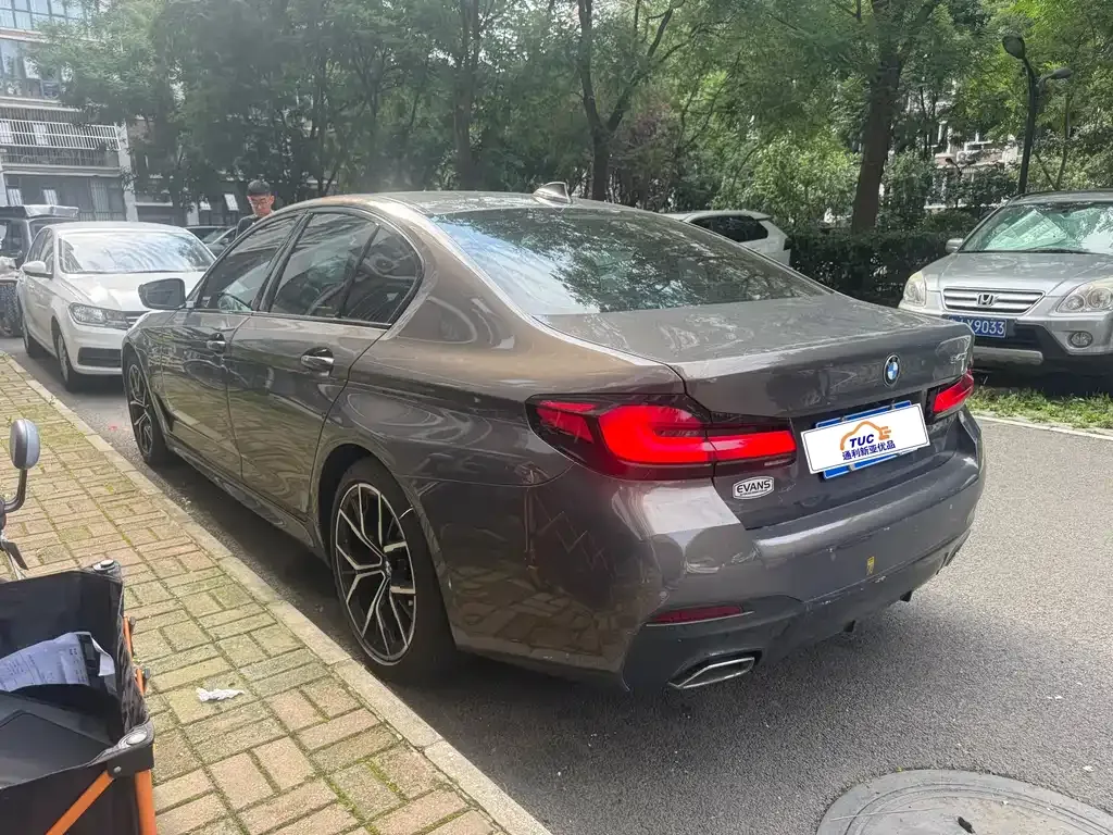BMW 5 Series (Import) — фото 6