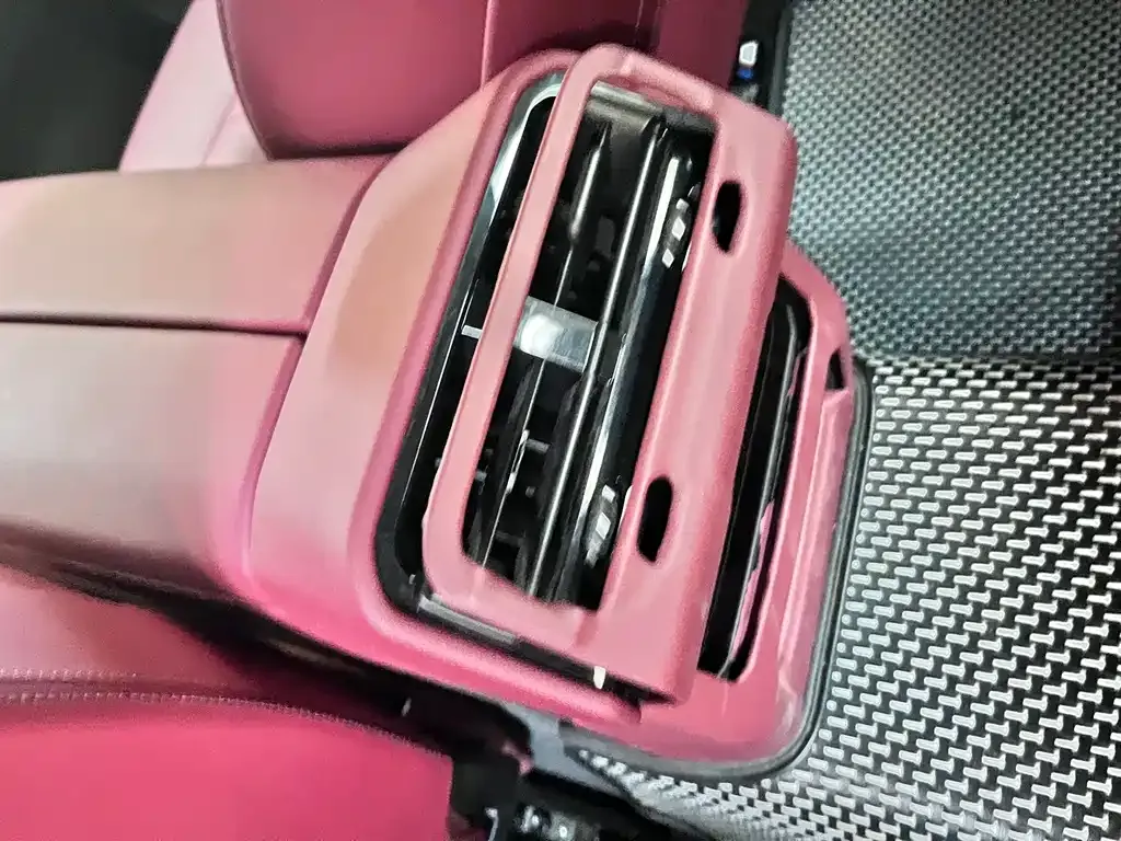 BMW 5 Series 2024 из CN, фото 7