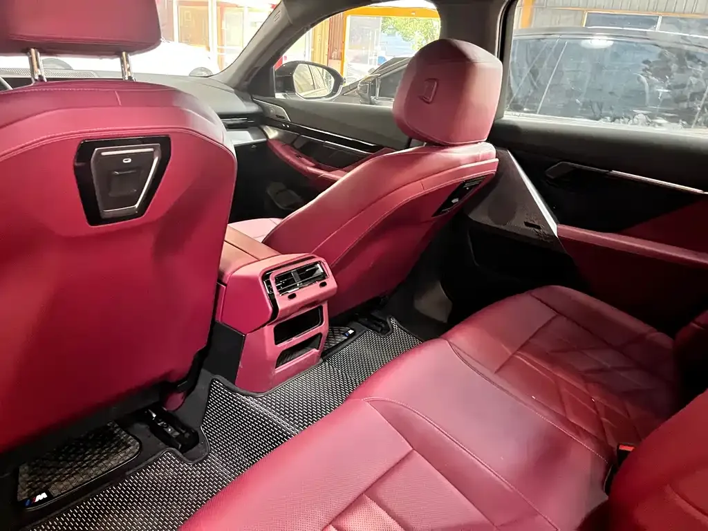 BMW 5 Series 2024 из CN, фото 10