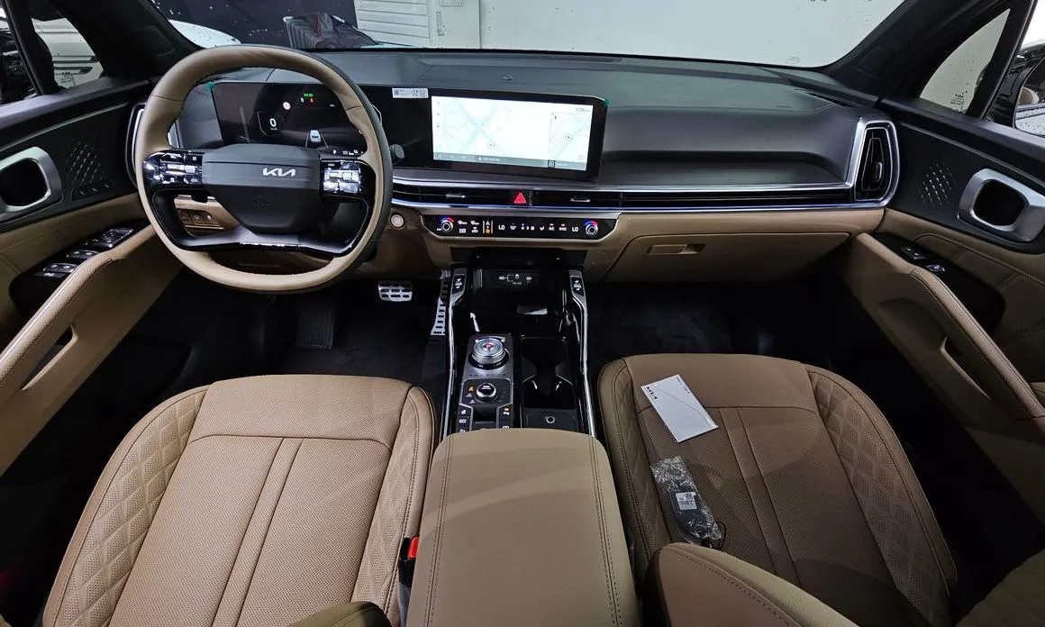 Kia Sorento — фото 10