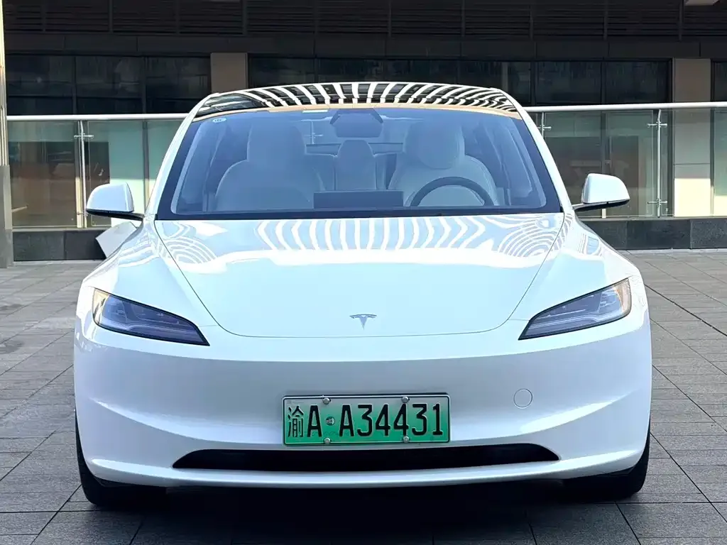Tesla Model 3 — фото 3