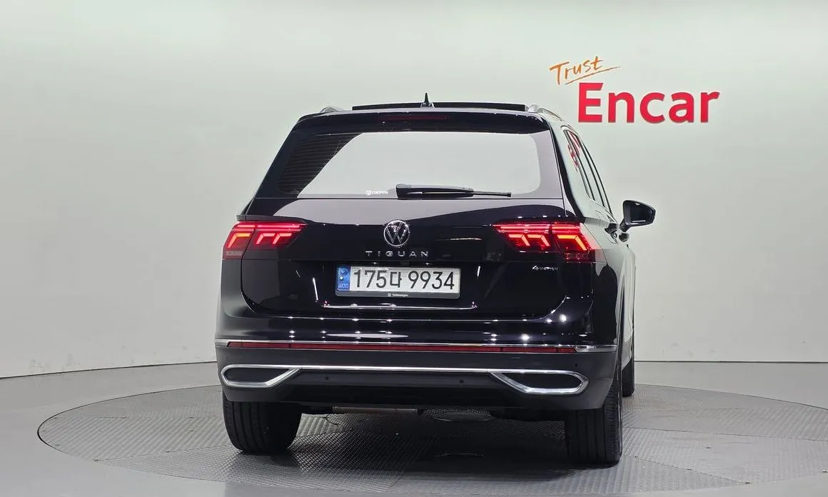 Volkswagen Tiguan 2023 из KR, фото 9