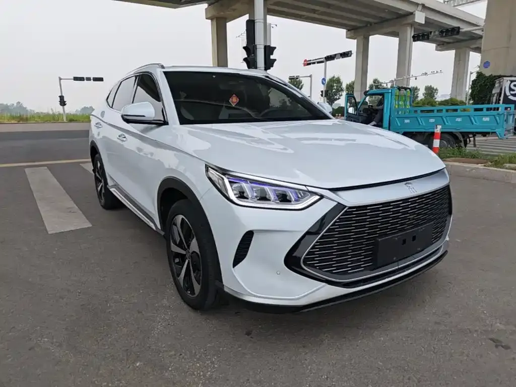BYD PLUS New Energy — фото 2