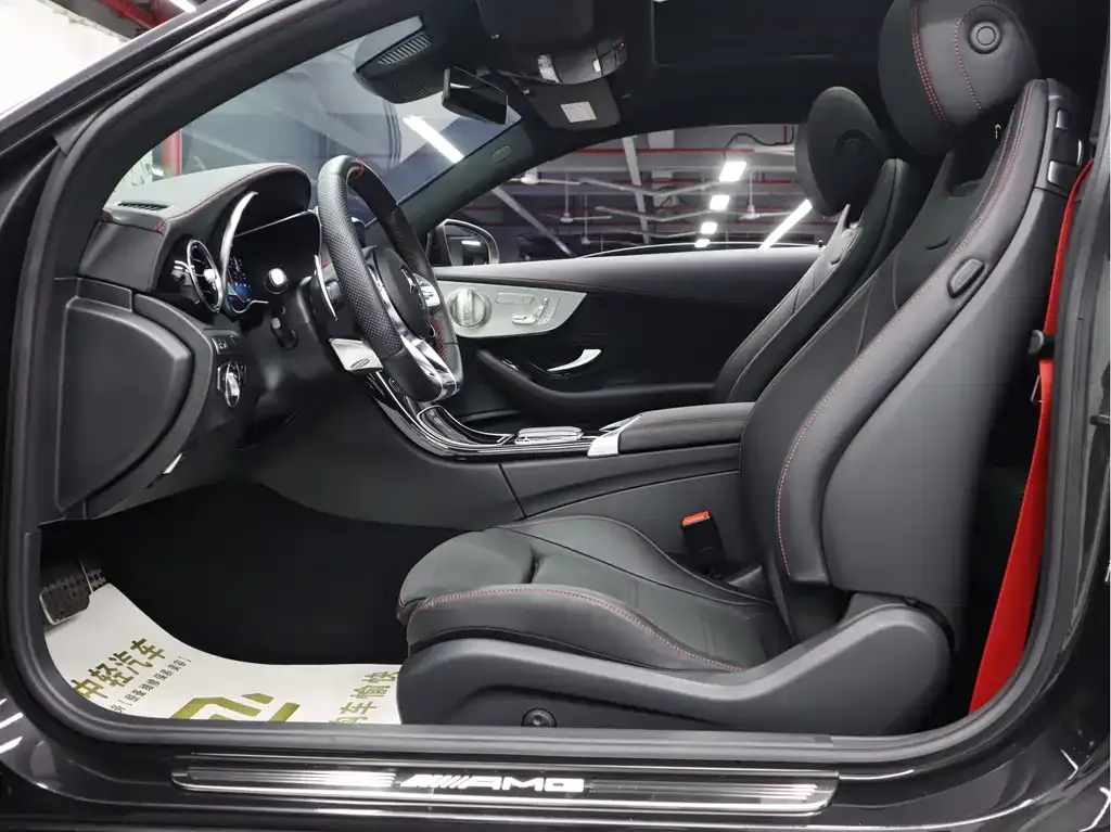 Mercedes-Benz C-Class AMG — фото 7