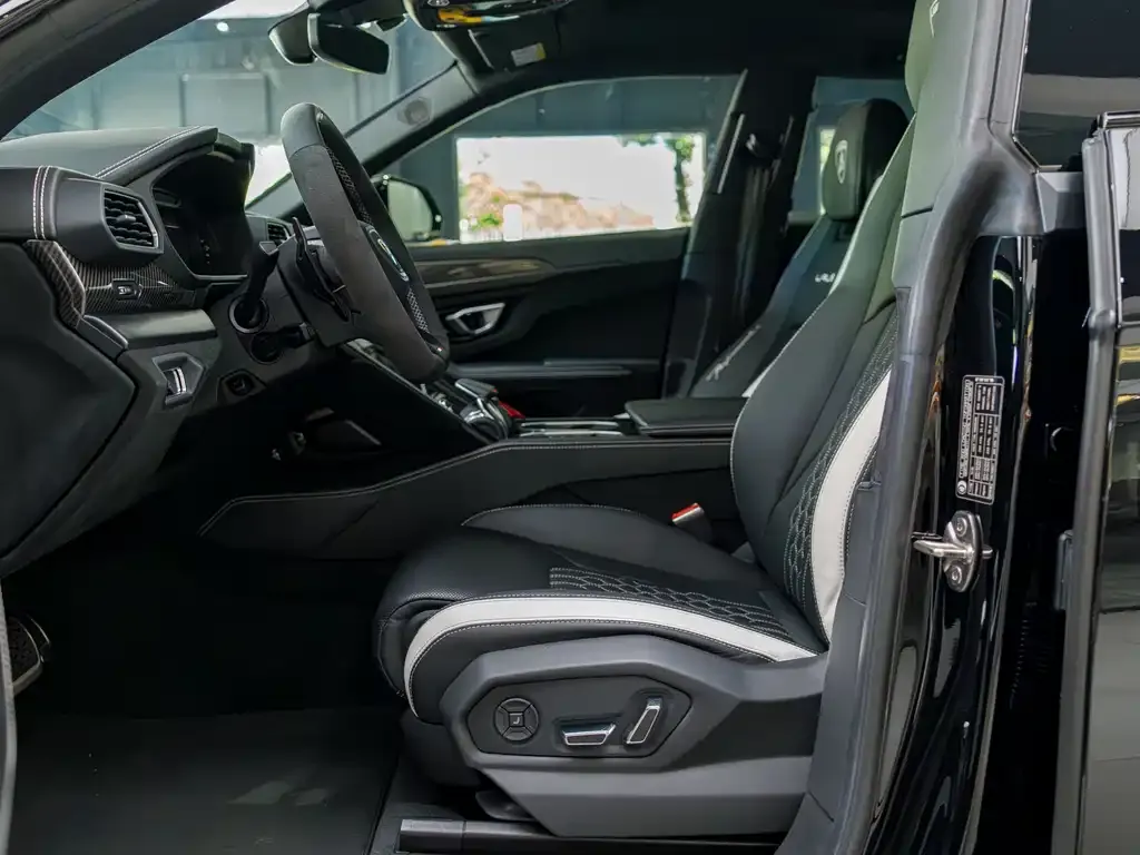 Lamborghini Urus — фото 5