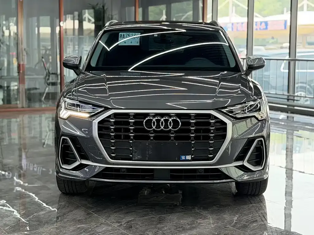 Audi Q3 — фото 6