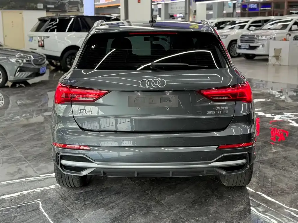 Audi Q3 — фото 4