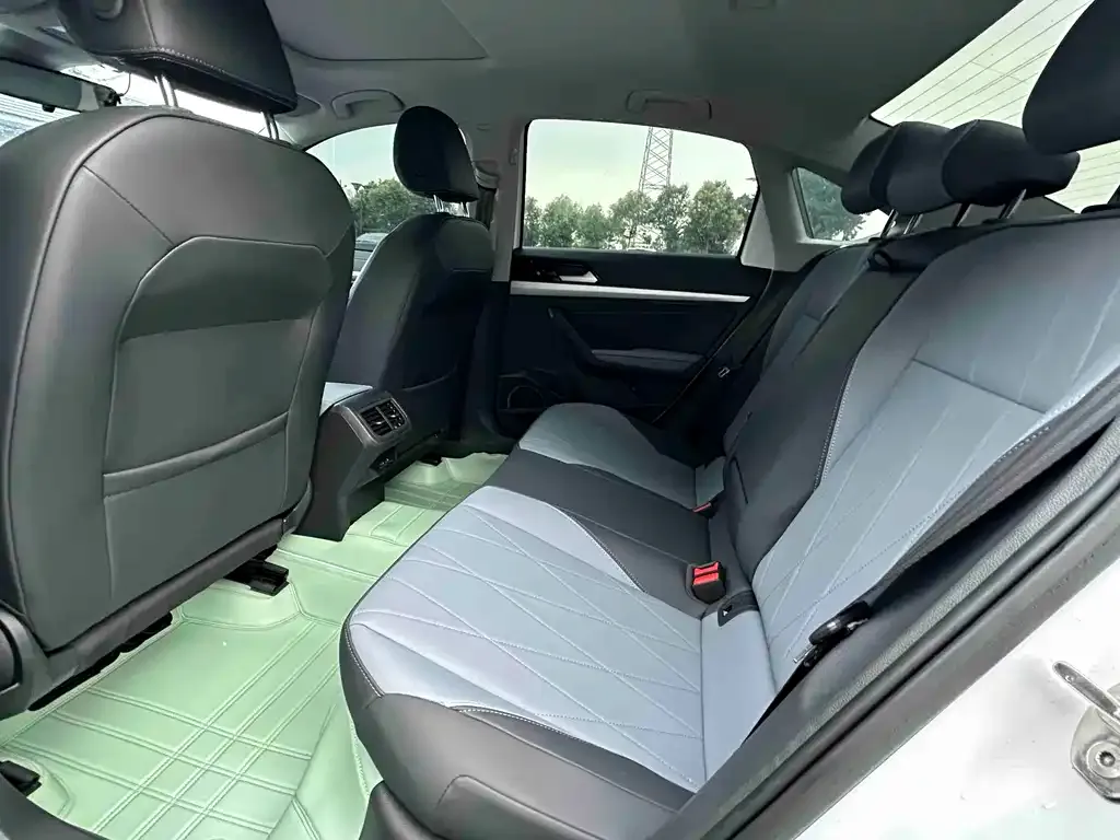 Volkswagen Lavida 2024 из CN, фото 5
