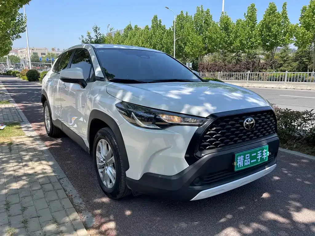 Toyota Corolla Cross 2024 из CN, фото 10