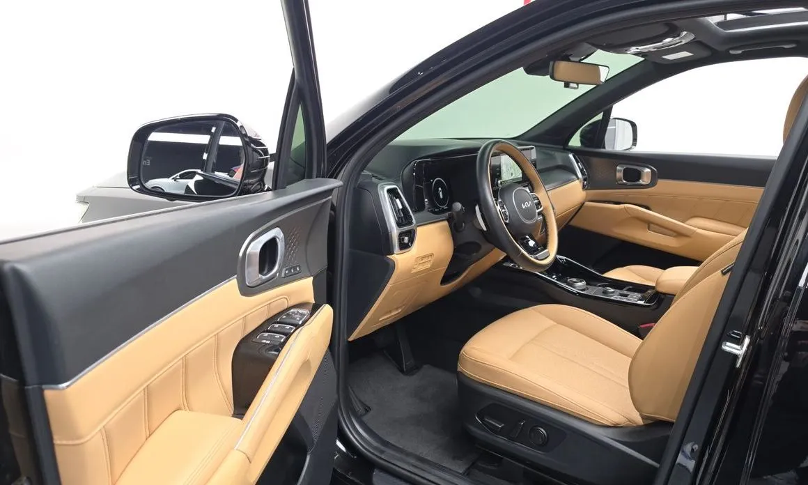 Kia Sorento — фото 9