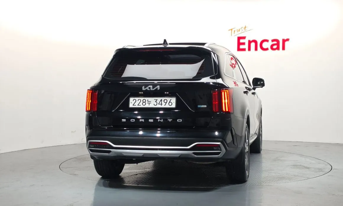 Kia Sorento — фото 8